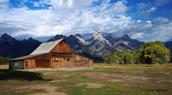 Moulton Barn