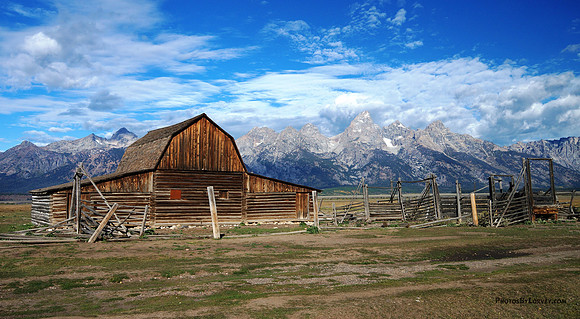 Moulton Barn